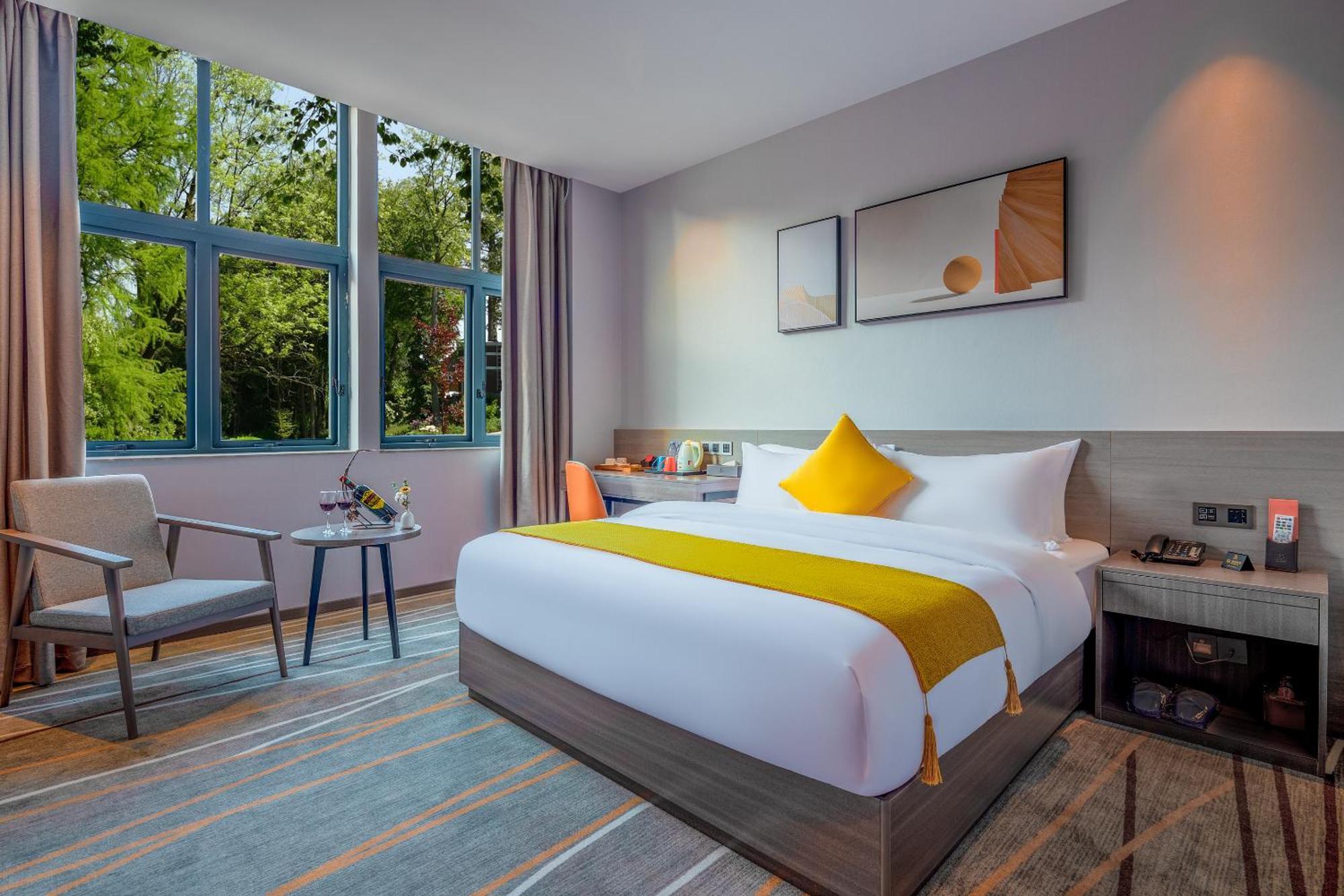 Luzhou Baian Smart Hotel Exteriör bild